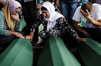 スレブレニツァ虐殺から20年、新たに身元が判明した犠牲者を埋葬へ 