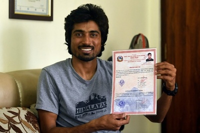 インド人男性、エベレスト登頂成功 6年の登山禁止処分明け