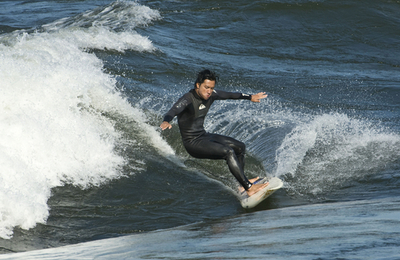 リバーサーフィン新名所、内陸部モントリオールの「ビーチ」へようこそ！