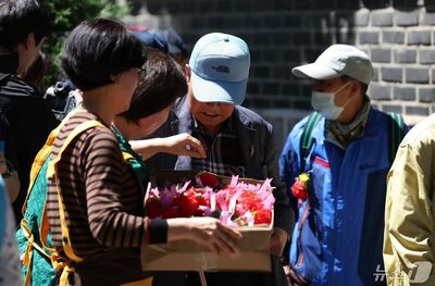 2070年、韓国では4人に1人が貧困状態に…低所得層の公的年金加入40％だけ