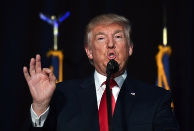 USAトゥデー紙、トランプ氏不支持を表明 創刊以来の伝統破る