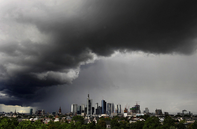 フランクフルト・アム・マインにかかる夏の雲