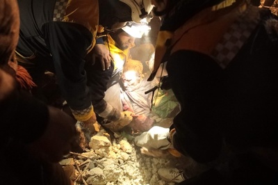 シリア北西部でロシア軍が空爆、子ども13人含む23人死亡