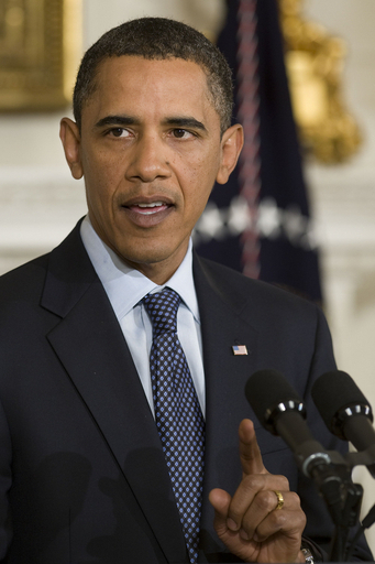 米大統領、テロ容疑者監視リスト掲載に新基準 航空機爆破未遂事件で