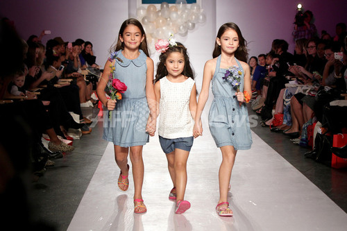 米ニューヨークでキッズファッションウィーク「petitePARADE」開催 米ニューヨークでキッズファッションウィーク「petitePARADE」開催