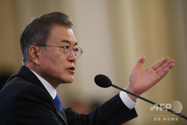 韓国大統領、「日本政府はもっと謙虚な態度取るべき」
