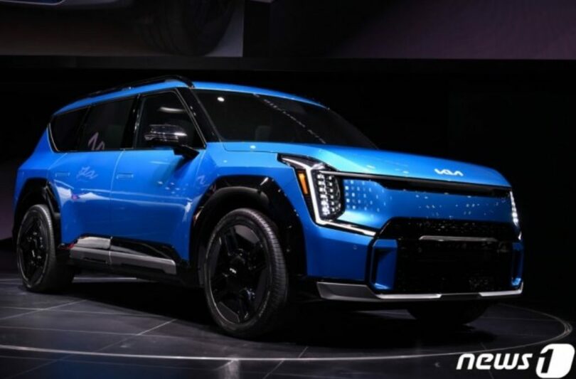 「2023ニューヨークオートショー」に起亜自動車の「EV9」が展示されている（起亜提供）(c)news1