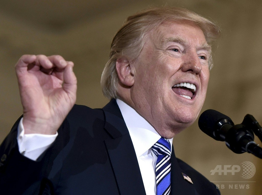 トランプ氏、ロシア疑惑で恩赦検討との報道 民主党議員は「非常に憂慮」 トランプ氏、ロシア疑惑で恩赦検討との報道 民主党議員は「非常に憂慮」