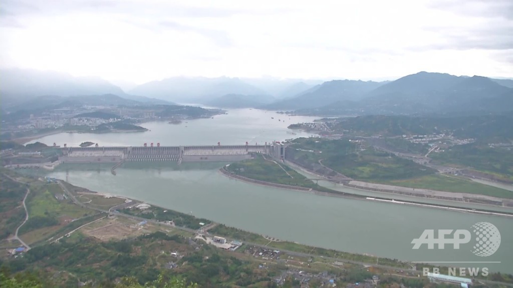 三峡ダム、10連続で試験貯水目標の175メートル達成 中国・湖北省 三峡ダム、10連続で試験貯水目標の175メートル達成 中国・湖北省