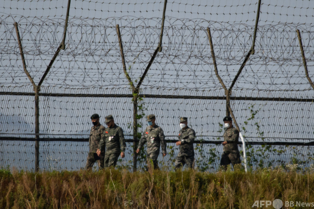 韓国軍、境界線越えた北朝鮮人男性を拘束 亡命意思など調査