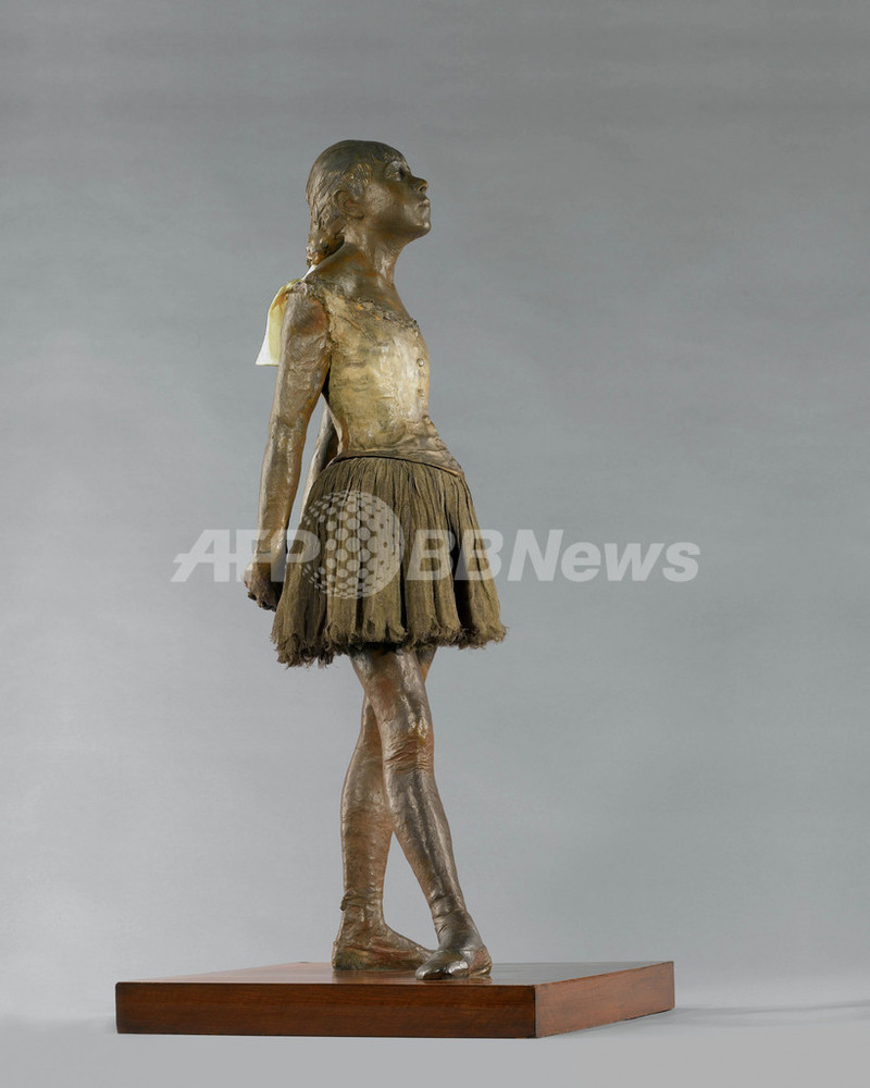 ドガの「踊り子」ブロンズ像、17億円で落札 写真3枚 国際ニュース：AFPBB News