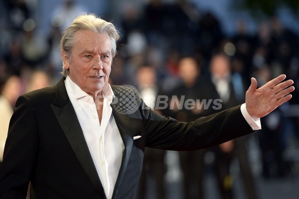 カンヌ国際映画祭にアラン・ドロン登場 写真11枚 国際ニュース:AFPBB News