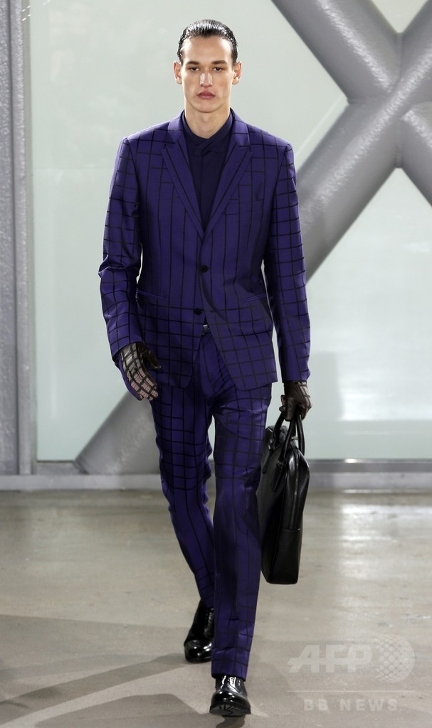 スコットランドのダンディズム×日本の幾何学模様、「イッセイ ミヤケ」15/16年秋冬メンズ