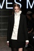 米ニューヨーク市内で発表された「DKNY」15/16年秋冬コレクション（2015年2月15日撮影）。(c)AFP/Getty Images/Neilson Barnard