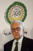 エジプト・カイロ（Cairo）のアラブ連盟（Arab League）本部で記者会見するシリア問題をめぐる国連（UN）とアラブ連盟（Arab League）のラクダール・ブラヒミ（Lakhdar Brahimi）合同特別代表（2012年10月24日撮影）。(c)AFP/KHALED DESOUKI