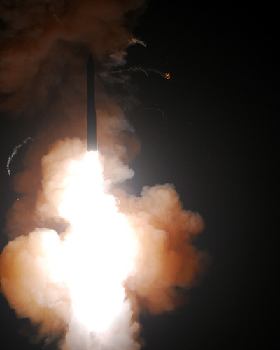 カナダ 米ミサイル防衛構想への参加を再検討 写真1枚 国際ニュース Afpbb News カナダ 米ミサイル防衛構想への参加を再検討 写真1枚 国際ニュース Afpbb News