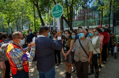 メキシコ各地で地震避難訓練、首都では600万人参加
