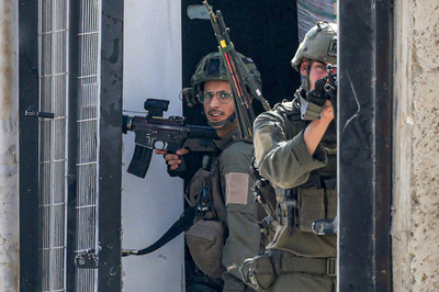イスラエル軍、ポリオワクチン接種に向かう国連車列に銃口 重機で突進