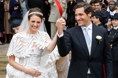 皇帝ナポレオン一族の子孫、仏パリの教会で挙式 各国王族らも出席