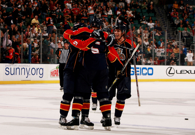 パンサーズ ホームでペンギンズに快勝