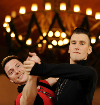 世界8か国から90組が参加、同姓ペア限定のダンス競技会