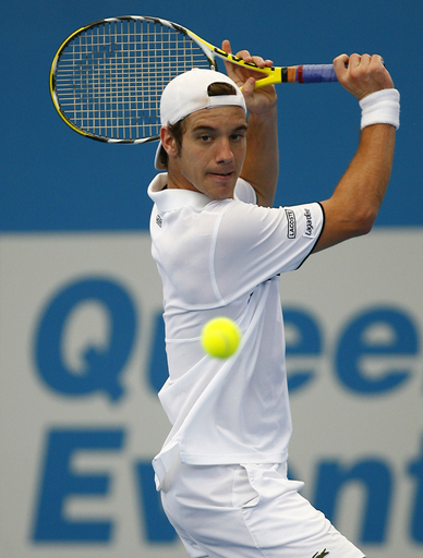 ガスケ ブリスベーン国際初戦でジケル下す