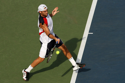 ジネプリ ストレートでディリックを下し2回戦へ