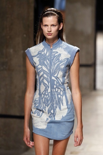 ＜14年春夏パリコレクション＞バルバラ・ビュイ