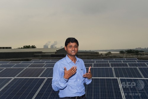 インド、太陽光発電に影落とす大気汚染 スモッグなどで25%減少 インド、太陽光発電に影落とす大気汚染 スモッグなどで25%減少