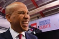 米大統領選 民主党ブッカー議員が撤退 資金不足で 副大統領候補の可能性も 写真4枚 国際ニュース Afpbb News 米大統領選 民主党ブッカー議員が撤退 資金不足で 副大統領候補の可能性も 写真4枚 国際ニュース Afpbb News