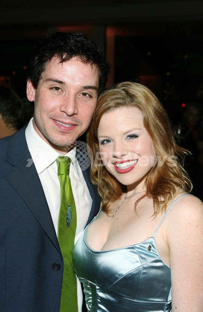 新作ミュージカル「Wicked」 ロサンゼルス公演初日を迎える - 米国