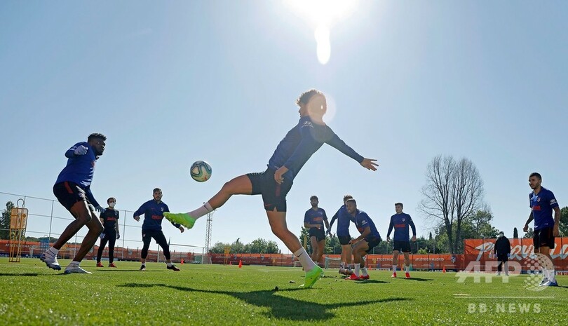 リーガ各クラブがグループ練習開始、シーズン再開に向け前進