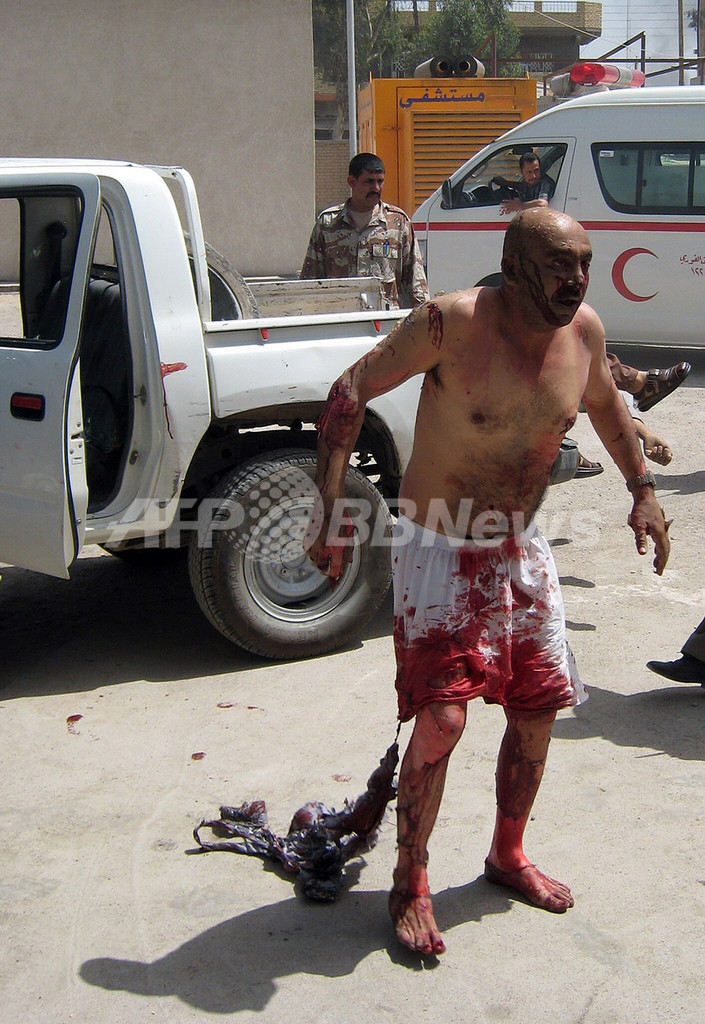 イラク各地で爆弾攻撃、62人死亡