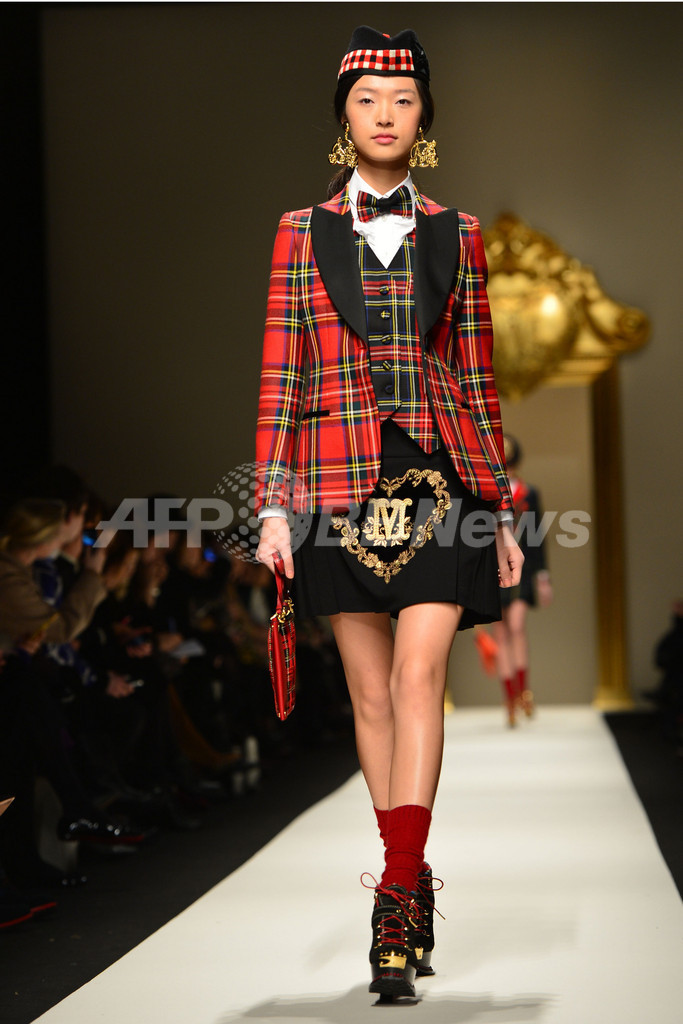 ＜13/14年秋冬ミラノコレクション＞モスキーノ