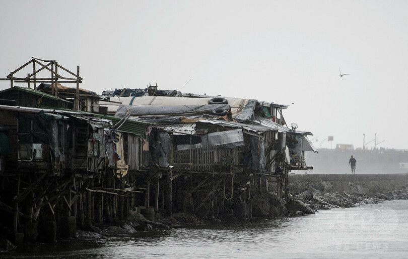 フィリピン直撃の台風26号で4人死亡、約38万人が避難