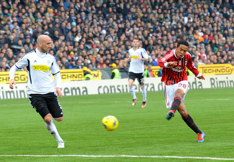 ACミラン勝利で暫定首位に立つ