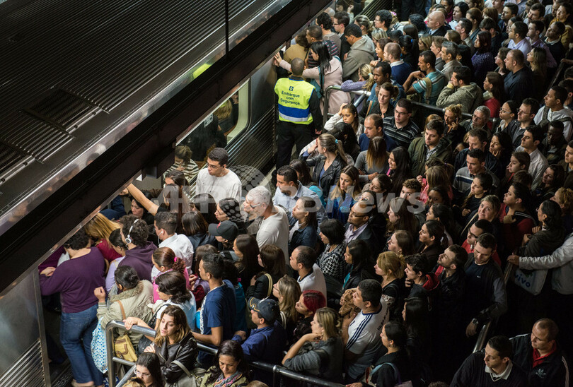 東京も顔負けのラッシュアワー、ブラジル