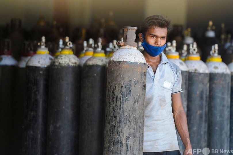 「SOS」 インドで医療ひっ迫 新規感染、再び最多更新