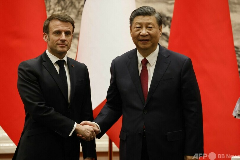 マクロン氏は中国の「尻にキス」 トランプ氏が批判