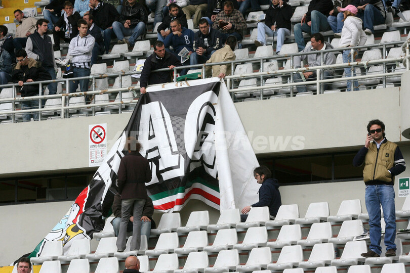 サポーター死亡事故によりユベントスとパルマの試合が延期