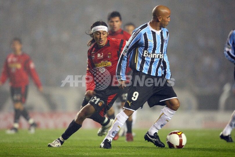 グレミオ アウェーゴールで準決勝進出、リベルタドーレス杯