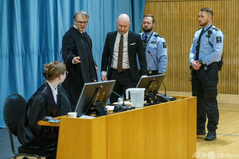 ノルウェー77人殺害犯が国提訴 過酷な収容環境で「自殺追い込み」
