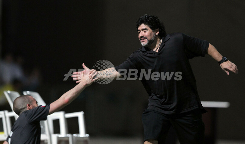 マラドーナ監督 UAEでの初陣を白星で飾る