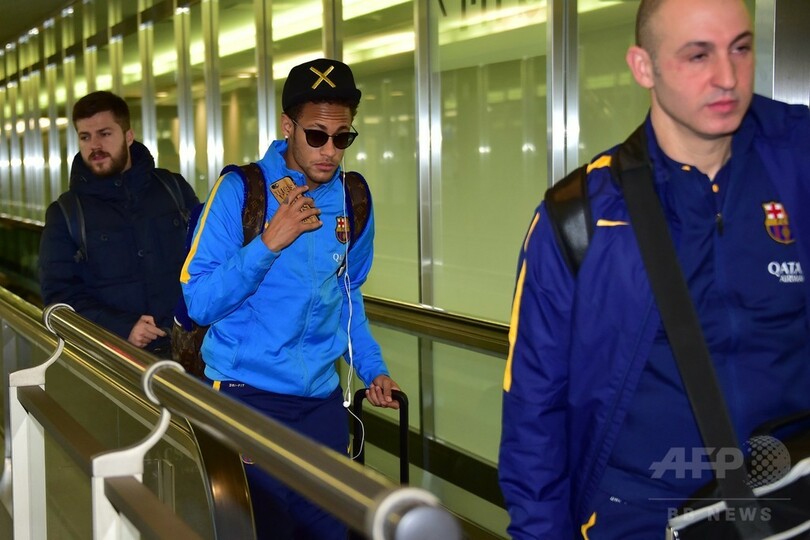 クラブW杯出場のFCバルセロナが来日