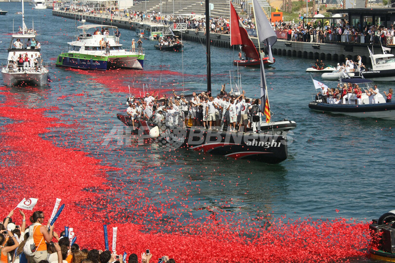 アリンギ アメリカス・カップを制す
