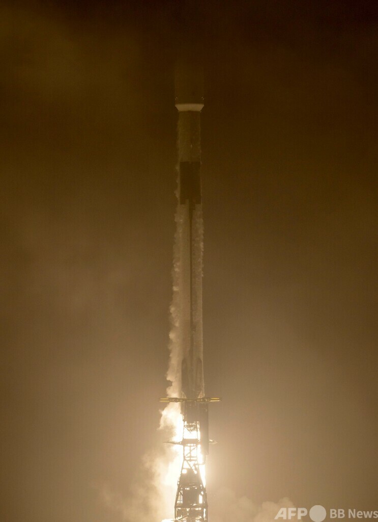 NASA、小惑星の軌道変える宇宙船打ち上げ