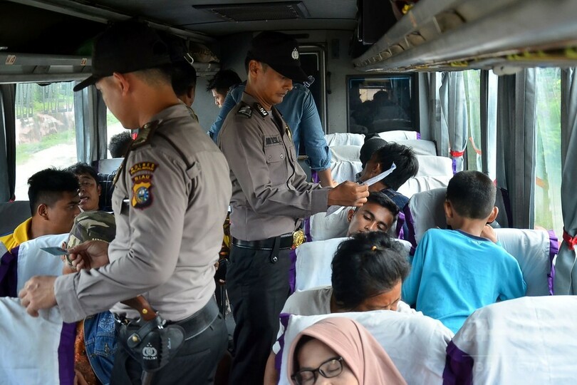 集団脱走した受刑者の大半を再拘束 インドネシア