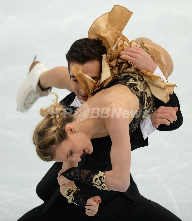 ボブロワ/ソロビエフ組がアイスダンス首位発進、ロシア杯