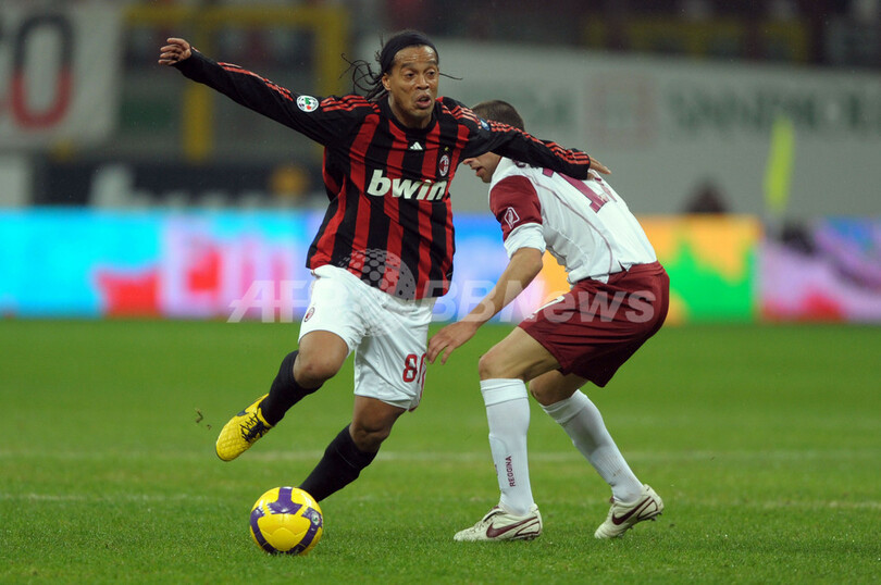 ミラン ホームでレッジーナと引き分ける