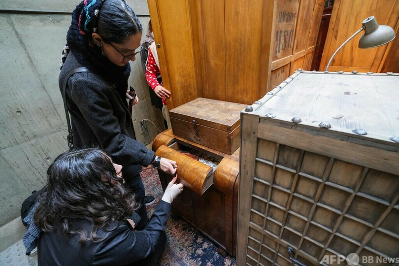 【今日の1枚】何が聞こえる？ 音のインスタレーション イラン